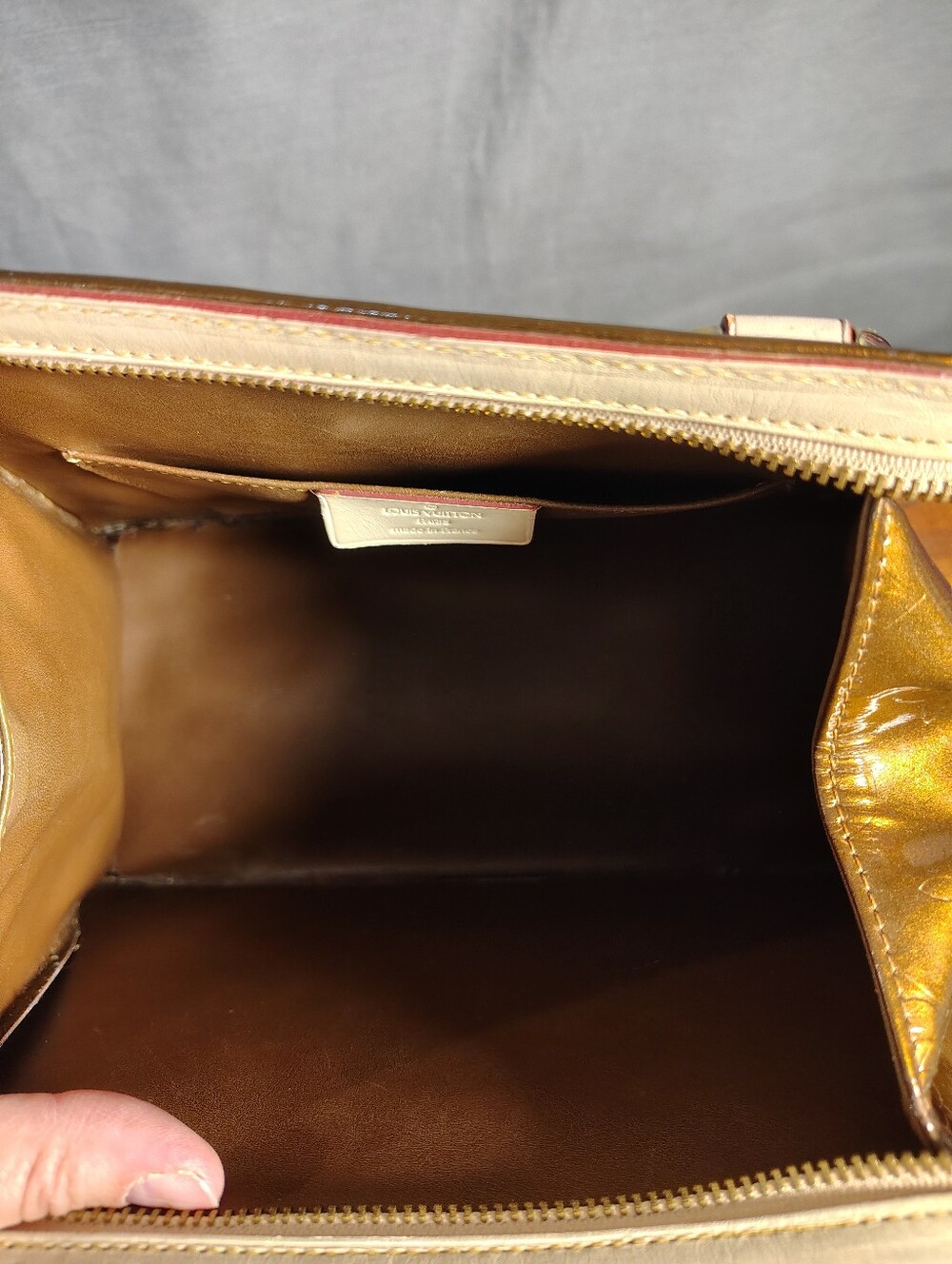 Louis Vuitton Metallic Gold Vernis Top-Handle Bag with Matching Wallet - Picture 9 of 13